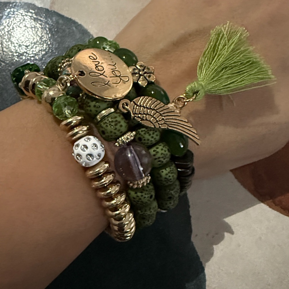 SOLD Green Beaded Bracelet Set with Gold Accents